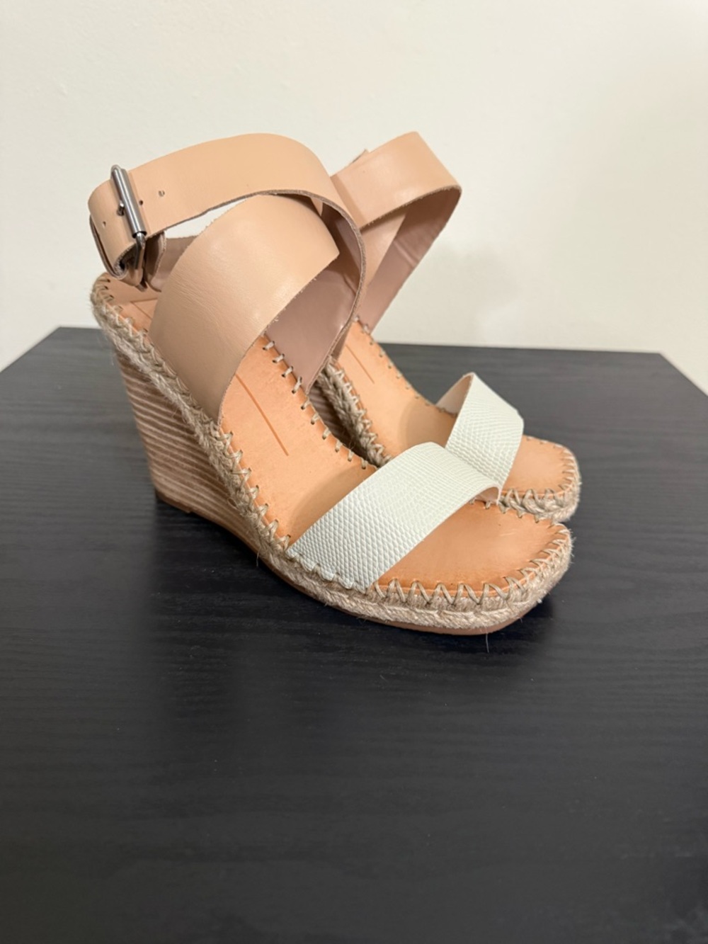 Dolce Vita Nezza Sandals Women's 7.5M Tan And Cream Wedge Espadrilles Heels